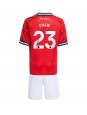 Billige Manchester United Luke Shaw #23 Hjemmedraktsett Barn 2025-26 Kortermet (+ Korte bukser)